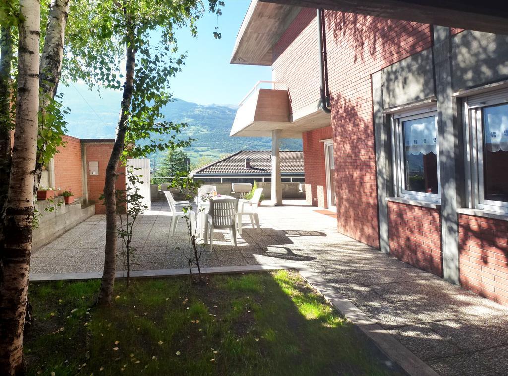 La Betulla Appartamento Confortevole Wifi E Parking Free Aosta Dış mekan fotoğraf