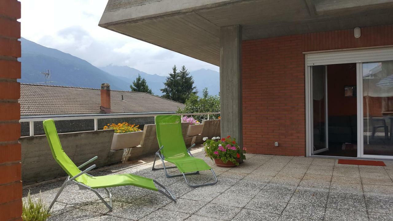 La Betulla Appartamento Confortevole Wifi E Parking Free Aosta Dış mekan fotoğraf